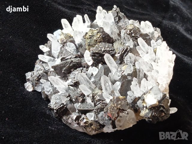 №167,Кварц,Планински кристал,Кварцова друза с халкопирит и сфалерит,Quartz Bulgaria,BGminerals,