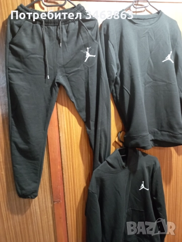 Спортен екип от три части , снимка 3 - Спортни дрехи, екипи - 51856158