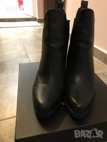 Боти, снимка 4 - Дамски боти - 35245614