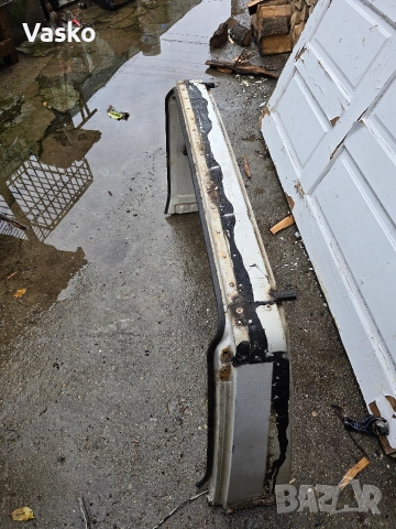 Продавам Напречни Греди Самурай