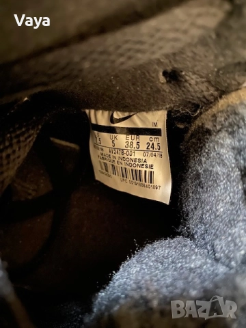 Дамски кецове Nike, снимка 3 - Кецове - 52046973