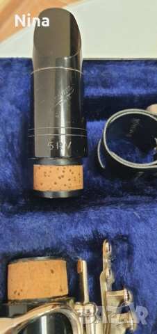 Кларинет Buffet Crampon Paris с мундщук Vandoren 5RV , снимка 8 - Духови инструменти - 53470477