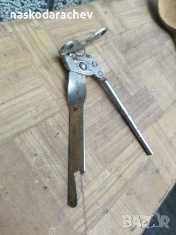 Отварачка за консерви ретро , снимка 7 - Колекции - 43586748