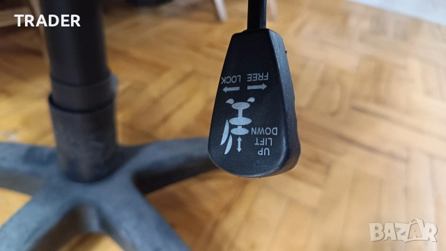 Стол директорски черен кожен , снимка 7 - Столове - 16172309