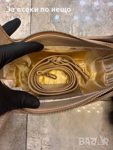 Guess Дамска Чанта Гес - Налични Различни Цветове Код E650, снимка 4 - Чанти - 51069641