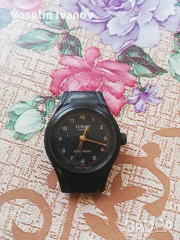 Luxury кварцов дамски часовник , снимка 1 - Дамски - 32380640