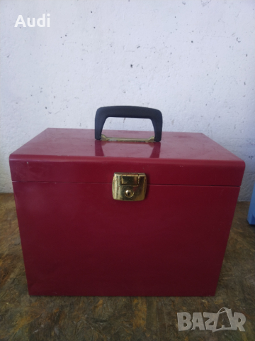 Метален куфар за съхранение на инструменти и най-различни вещи.  Съз закопчалка и дръжка за носене. , снимка 9 - Куфари с инструменти - 44909983