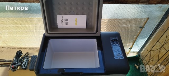 Хладилна чанта (фризер) с компресор, снимка 1 - Хладилни чанти - 43079363