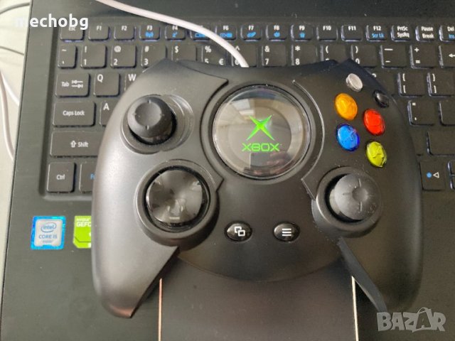 Hyperkin Duke Wired Controller за Xbox One/PC, снимка 5 - Аксесоари - 32091829