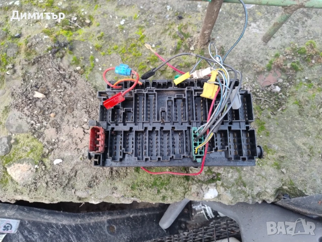 Табло Бушони + Релета За Фолксваген Голф 3 2.0И 115кс. 1994г. / VW Golf 3 2.0I 115Hp 1994y, снимка 2 - Части - 53041575