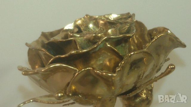 Метална златиста роза в стъклен купол, снимка 7 - Декорация за дома - 53371919