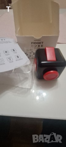 Fidget cube - чисто нов, снимка 1 - Други игри - 43887395