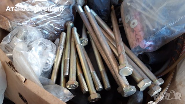 Части за Москвич и Лада, снимка 4 - Части - 32475512