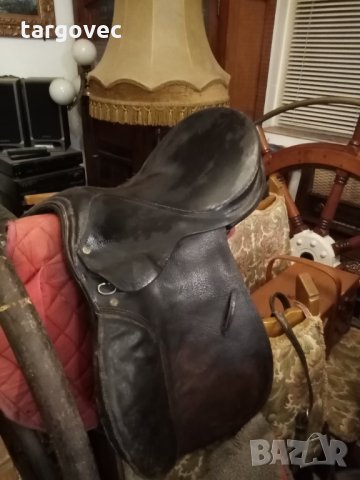 Автентично старо кожено седло