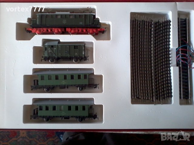 Умален модел на влак PIKO expert GDR, снимка 3 - Влакчета, самолети, хеликоптери - 40106971