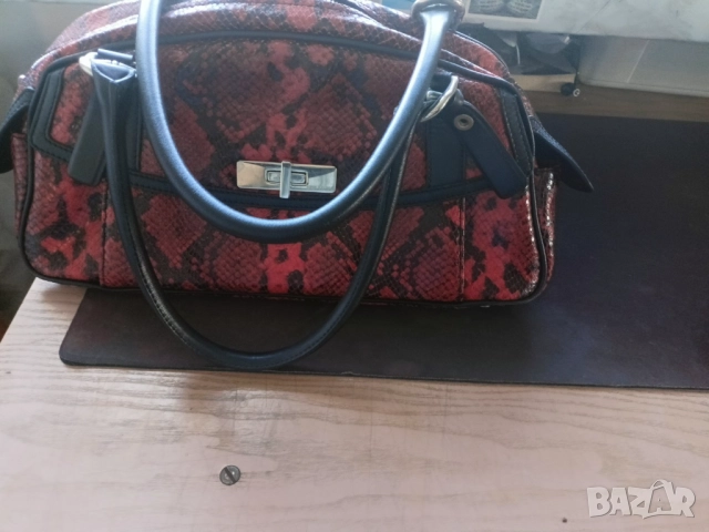 чанта естествена кожа, снимка 3 - Чанти - 52889754