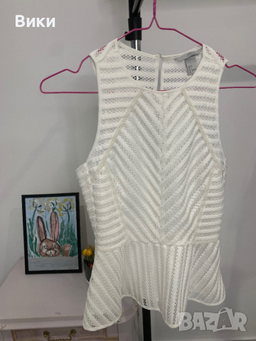 Красив дамски топ в размер XS