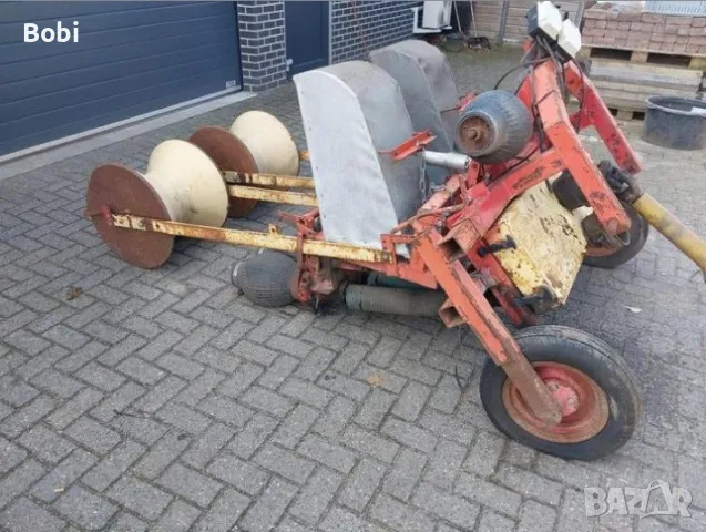 Двуредова тирообразуваща фреза за картофи