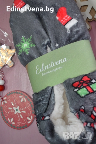 Коледни пухкави пантофи в сиво с ефектен принт, снимка 3 - Пантофи - 52572767