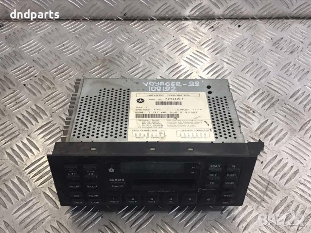 Автокасетофон Chrysler Voyager,1999г.