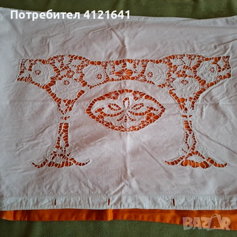 НОВИ. Бели калъфки за възглавници с рязана бродерия