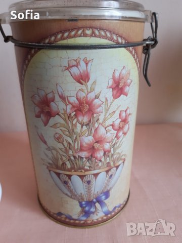 Колекция:Метална Кутия немска/Български порцелан Чинии/Чаша-70-90те, снимка 2 - Чинии - 32246583