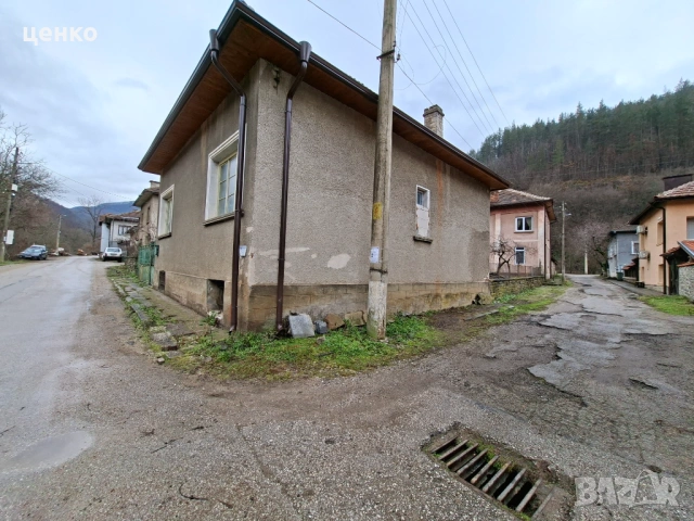 къща в село Лопян, снимка 2 - Къщи - 53452609