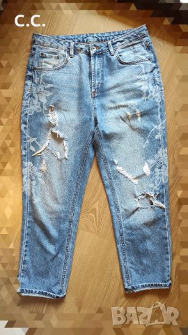 Накъсани дънки Beneton, 10 лв, снимка 4 - Дънки - 32452646