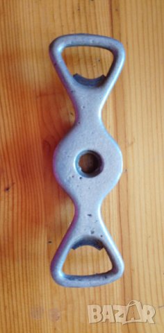 Отварачка и затварачка за бутилки, две в едно, снимка 1