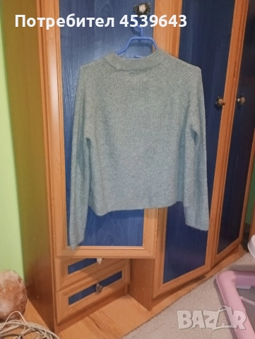 Дамски пуловер в светлозелено цвят размер S, снимка 4 - Блузи с дълъг ръкав и пуловери - 52860310