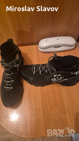 Боти в много добро състояние 