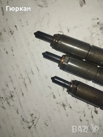 ИНЖЕКТЮР за  Audi 2.5 V6 TDI  0 59130201 