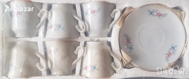 Комплект Чаши за кафе с чинийки - 6 броя, снимка 1