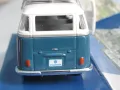 1/40 Maisto VW Volkswagen T1 Samba Bus метална колекционерска количка, снимка 3