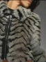 Дамско кожено яке 4086 със сив и черен пух., снимка 3