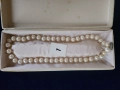 перли - 4 колиета ,  кехлибар - 2 полски огърлици и гривна, обеци комплект, огърлица от кост и др..., снимка 3