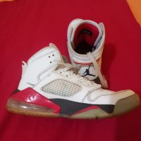 Кецове NIKE AIR JORDAN MARS 39-номер, снимка 3 - Кецове - 43896808