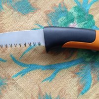 Градински сгъваем трион FISKARS с 16 см. дължина на острието. Нов., снимка 4 - Градински инструменти - 43436494