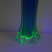 Голяма стара ваза Мурано - кобалтово и ураново стъкло, снимка 7 - Вази - 43914233