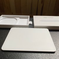 Apple Magic Trackpad 2 в отлично състояние, снимка 2 - Клавиатури и мишки - 43866331