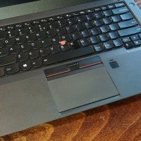 Лаптоп Lenovo T460s, 8gb RAM, 256 NVME, Станция, Мишка, Чанта, Подложка, снимка 2 - Лаптопи за дома - 44084784