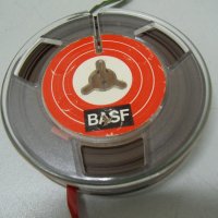 № 6814 стара малка магнетофонна ролка BASF   - с кутия, снимка 2 - Други ценни предмети - 39674259