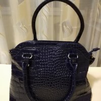 Нова дамска чанта - тъмно лилаво към черно, снимка 1 - Чанти - 28058133