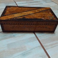 Стара голяма дървена пирографирана кутия,освежена с лак, снимка 11 - Антикварни и старинни предмети - 32935374