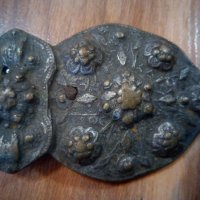 Стара бронзова пафта единичка, снимка 2 - Антикварни и старинни предмети - 27375314