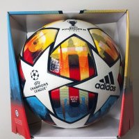 Футболна топка Шампионска Лига, снимка 1 - Футбол - 42027255