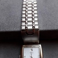 Уникален дизайнерски елегантен стилен и марков часовник, снимка 1 - Дамски - 32362611