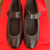 Дамски обувки, снимка 1 - Дамски ежедневни обувки - 44906523