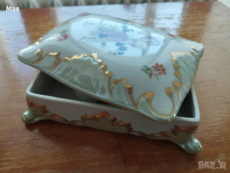 Антика ювелирна порцеланова кутия за бижута, снимка 1