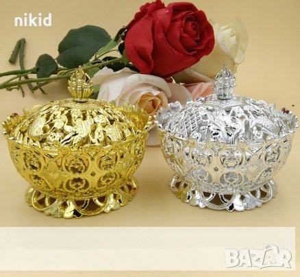 Сребърна златна кутия тип корона пластмасова кутийка за лакомства декор парти и др , снимка 1